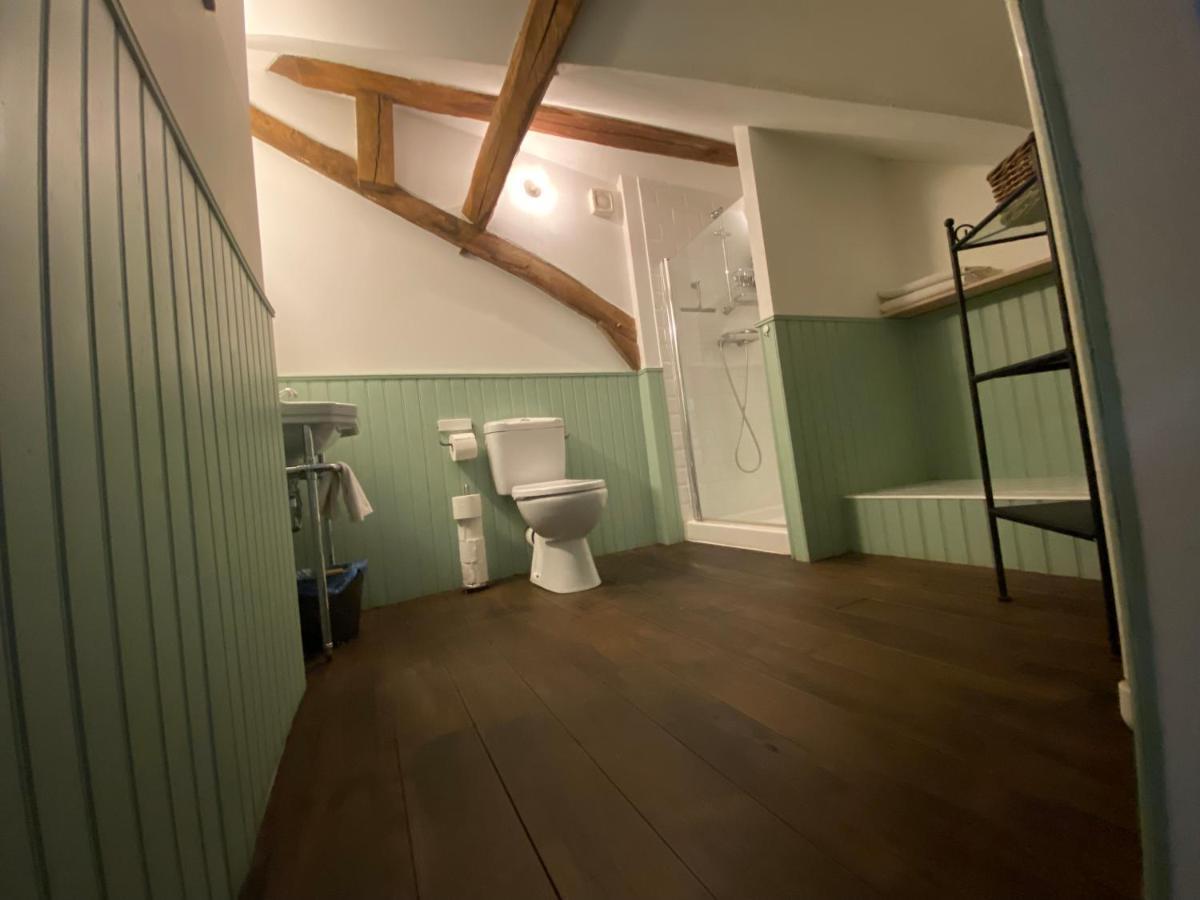 Bed and Breakfast Domaine Du Tafiart Sarron Exterior foto